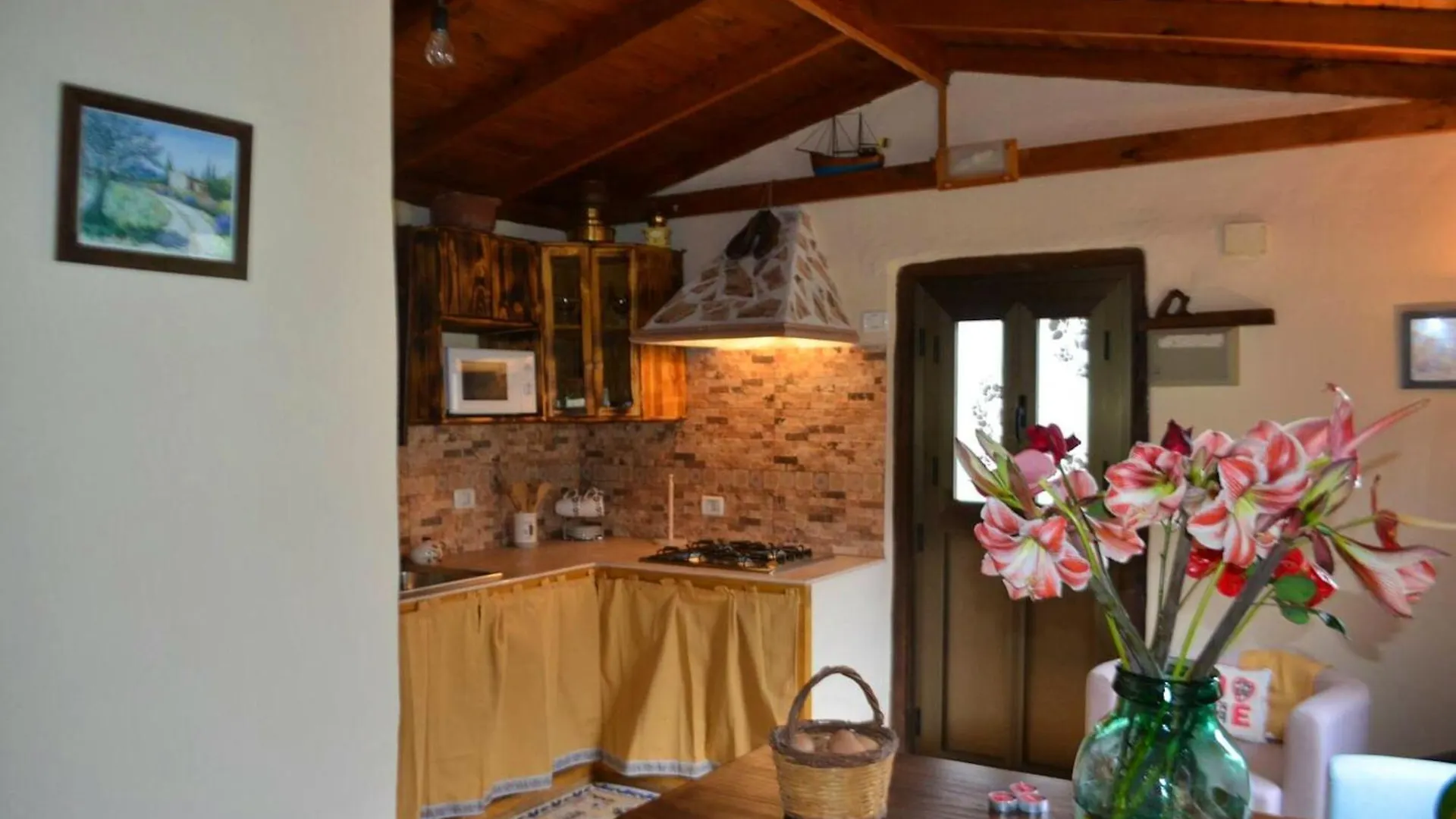 Cosy Chalet With Terrace In Hermigua - Ideal For Couples Spain