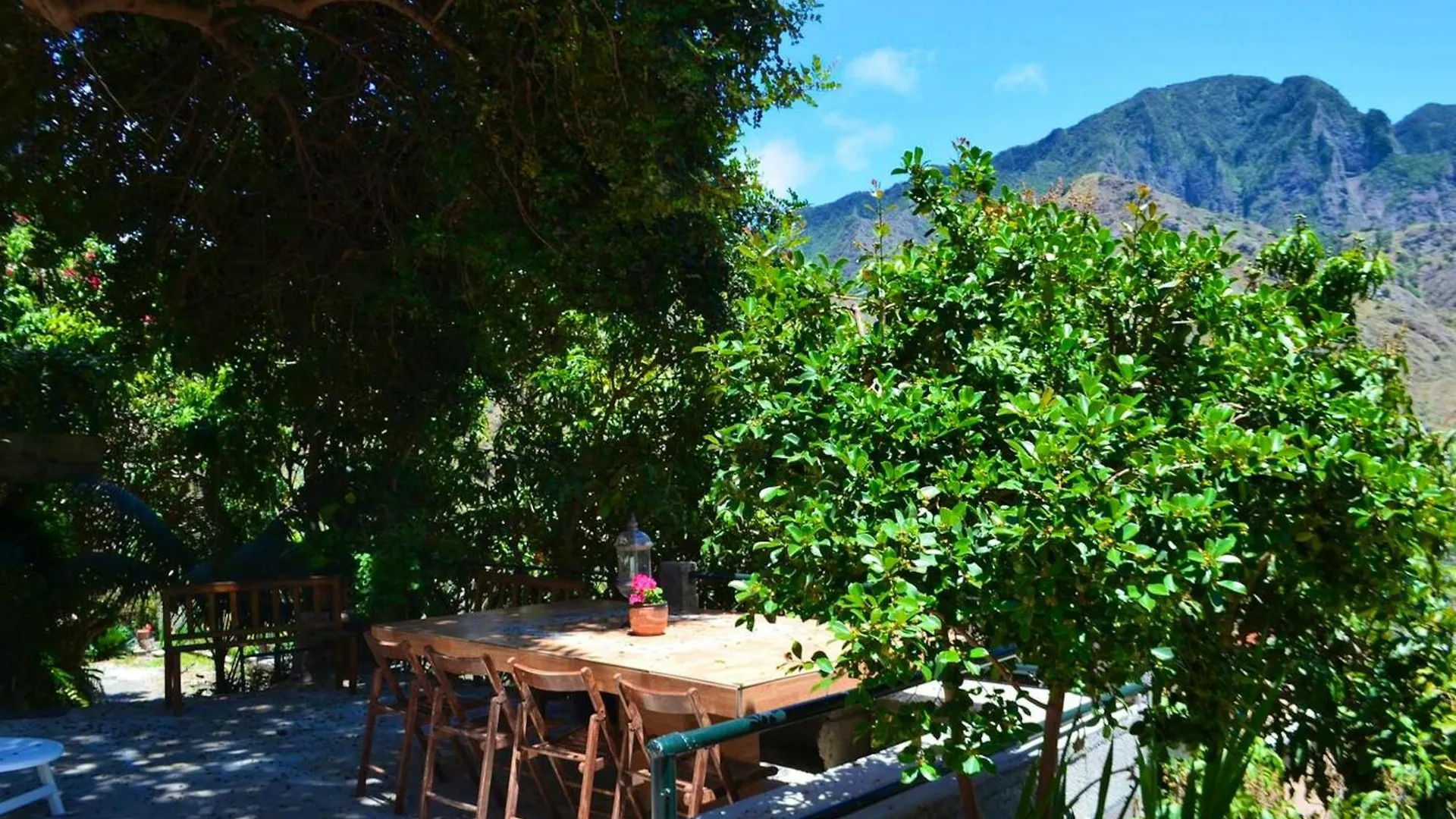 Cosy Chalet With Terrace In Hermigua - Ideal For Couples 0*,  Spain