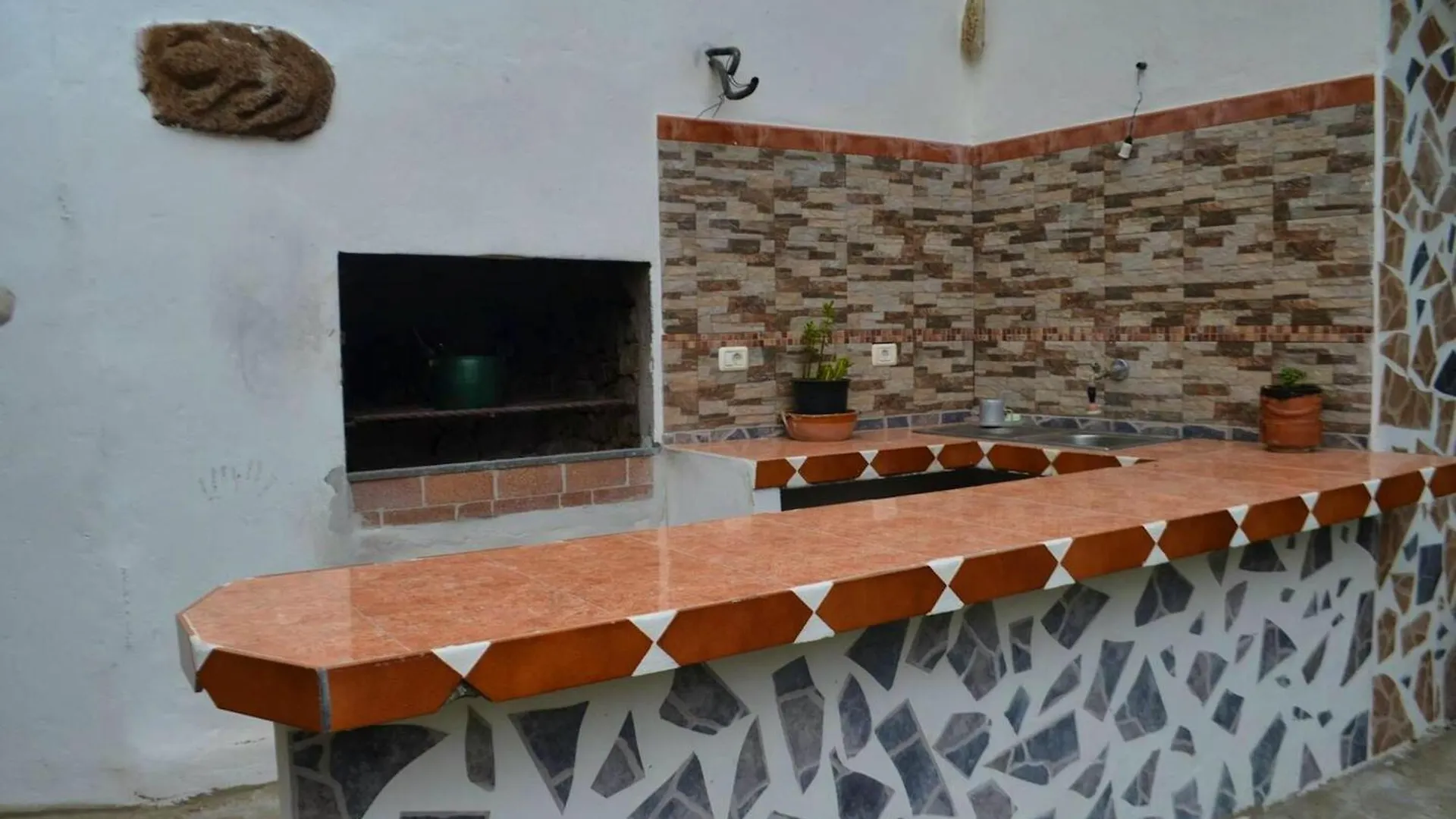 Cosy Chalet With Terrace In Hermigua - Ideal For Couples 0*,  Spain