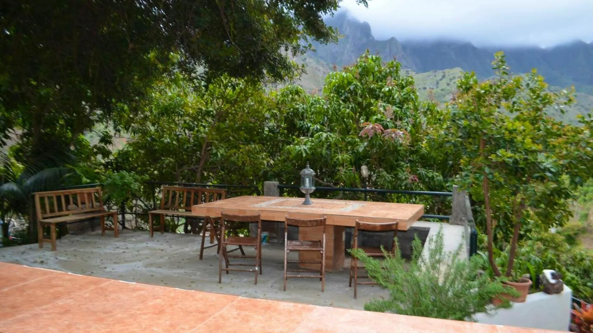 Cosy Chalet With Terrace In Hermigua - Ideal For Couples