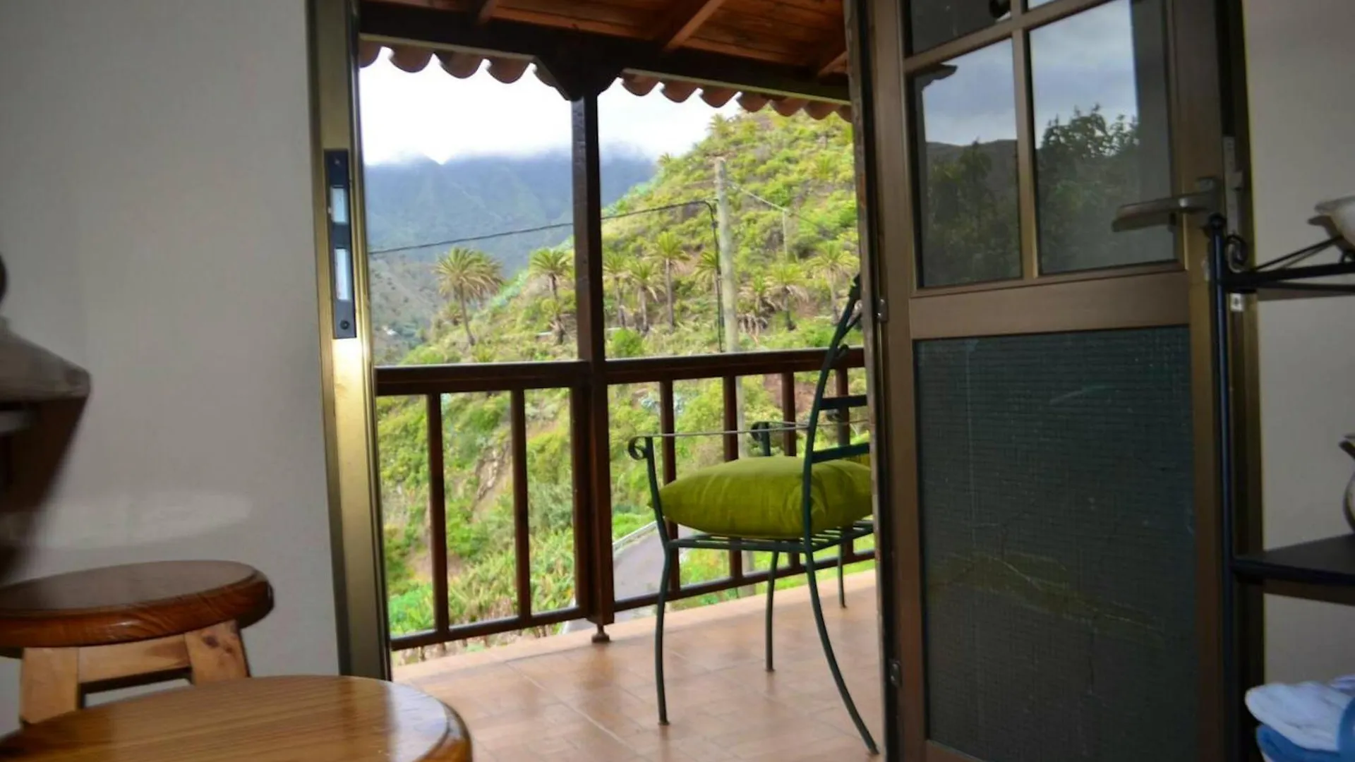 Cosy Chalet With Terrace In Hermigua - Ideal For Couples 0*,