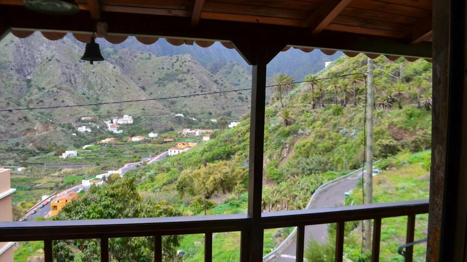 Cosy Chalet With Terrace In Hermigua - Ideal For Couples